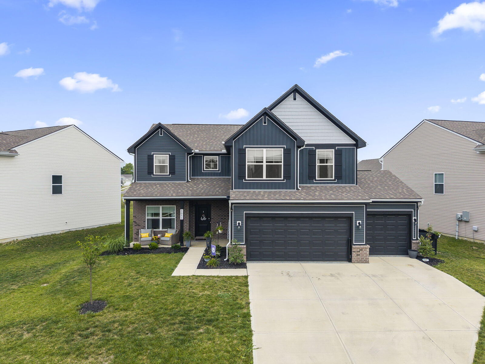Property Photo: 3011 Falls Road OH 45315