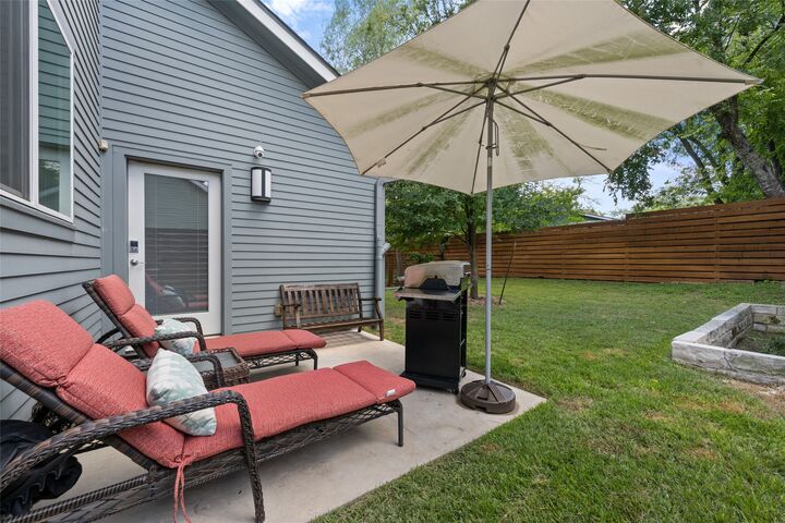 Property Photo:  301 W. Stassney Lane #12  TX 78745 