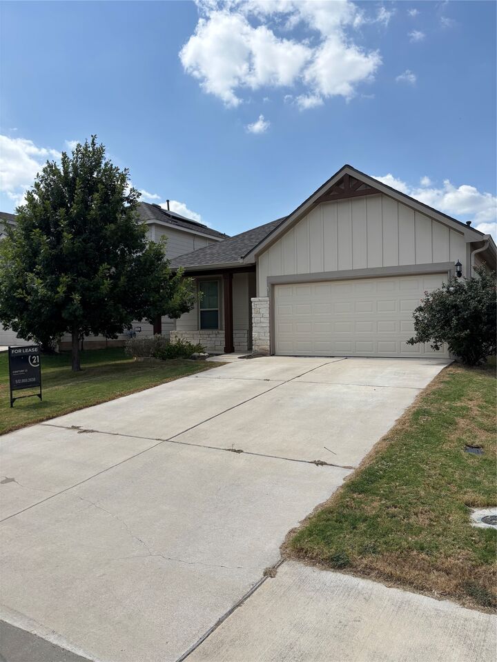 Property Photo: 1101 Cliffbrake Way TX 78626