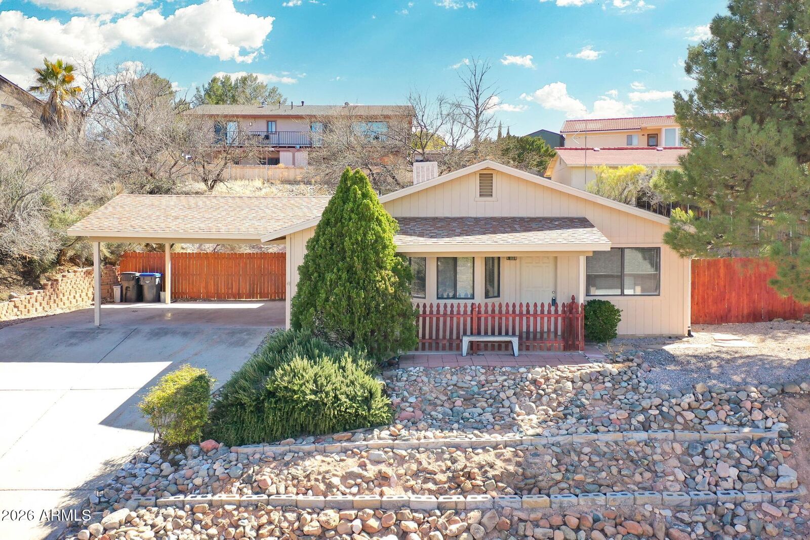 Property Photo: 4253 E Mission Lane AZ 86326