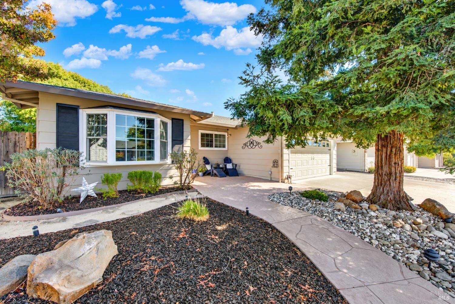 Property Photo:  185 Midvale Drive  CA 95687 
