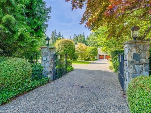 Property Photo: 13315 25 Avenue BC V4P 1Y6