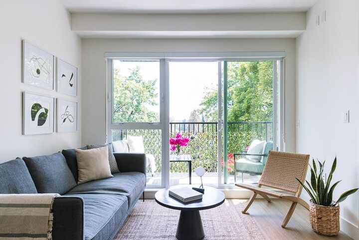 Property Photo: 2235 E Broadway Street 407 BC V5N 0J5