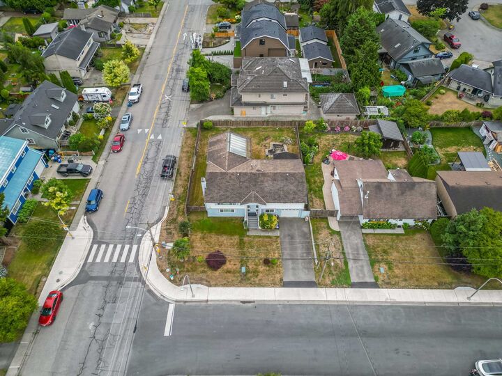Property Photo: 4630 44B Avenue BC V4K 1H4