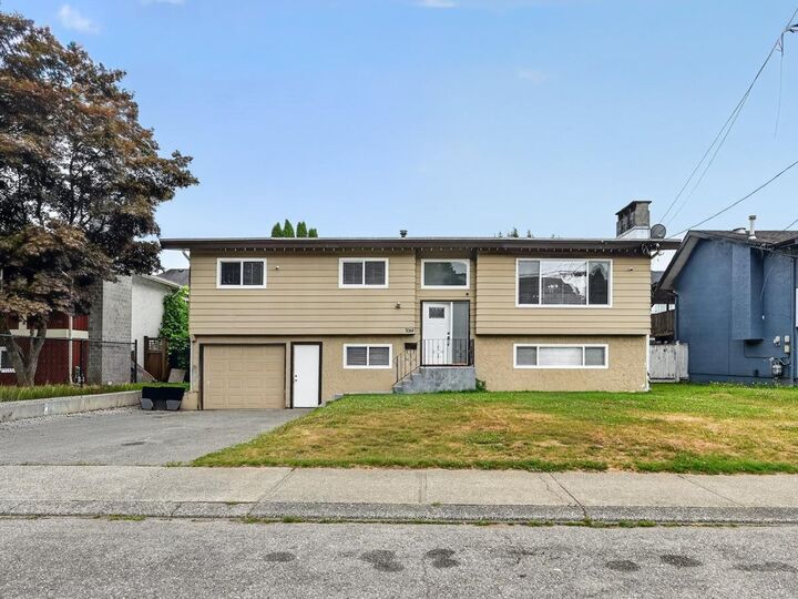 2068 Ridgeway Street — photo 1
