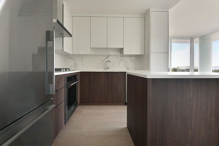 Property Photo: 699 Whiting Way 2106 BC V3J 0N7