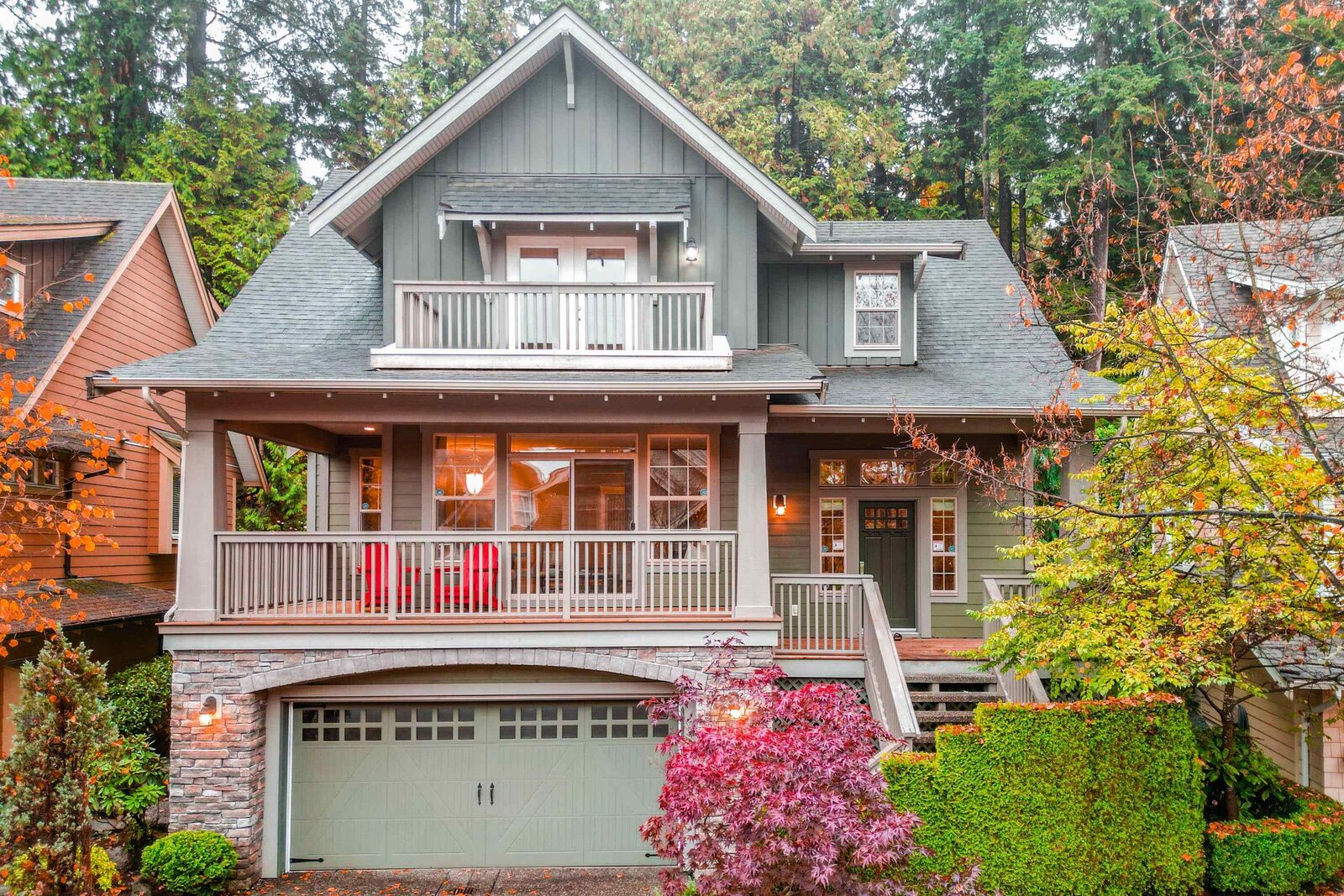 Property Photo: 14208 36A Avenue BC V4P 0C2