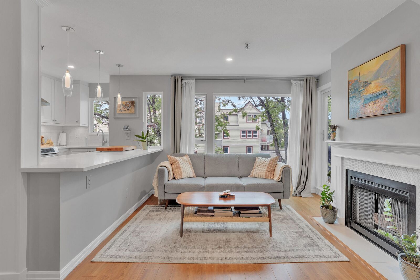 Property Photo: 2020 W 8th Avenue 315 BC V6J 1W5