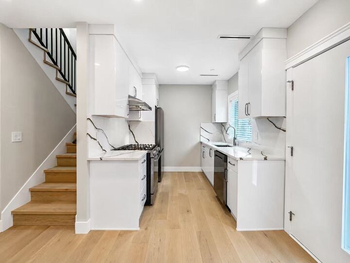 Property Photo:  498X Macdonald Street Laneway House  BC V6N 4J8 