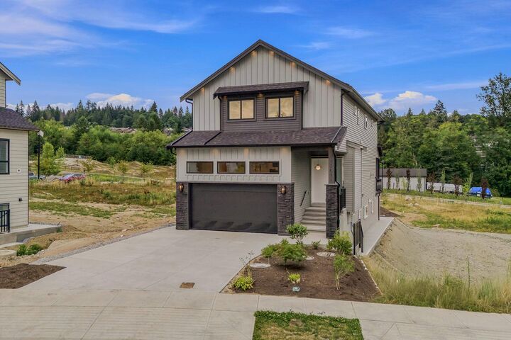 13614 230A Street — photo 1