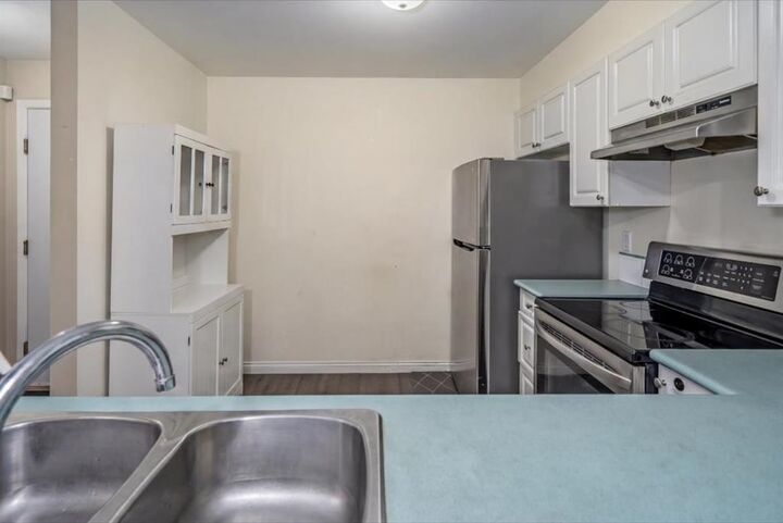 Property Photo:  15130 108 Avenue 112  BC V3R 0T8 