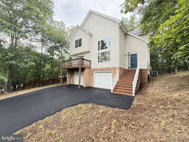 Property Photo:  1234 Lakeview Drive  VA 22625 