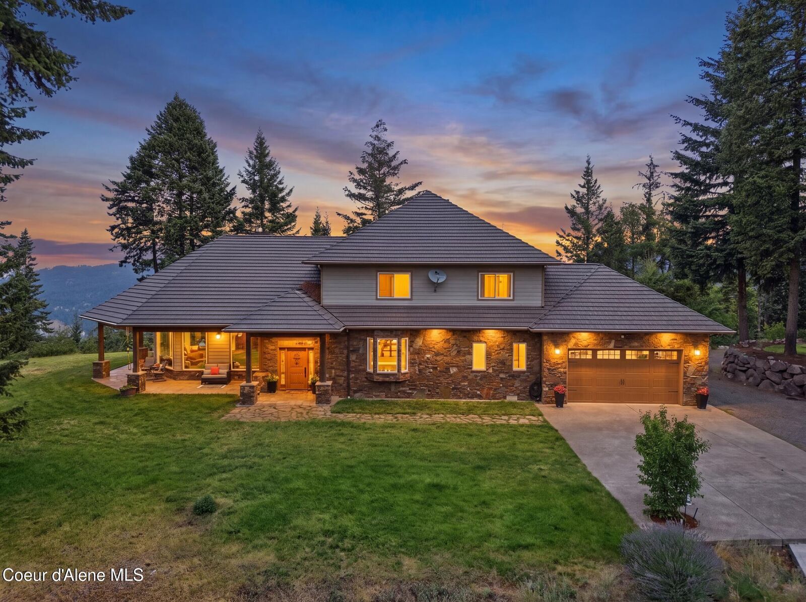 Property Photo:  735 S Bushwacker Rd  ID 83814 