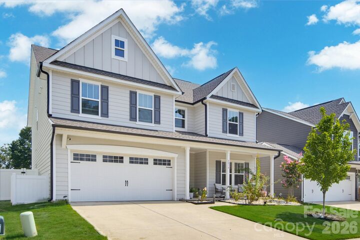Property Photo:  5016 Mooreland Oaks Way  NC 28120 