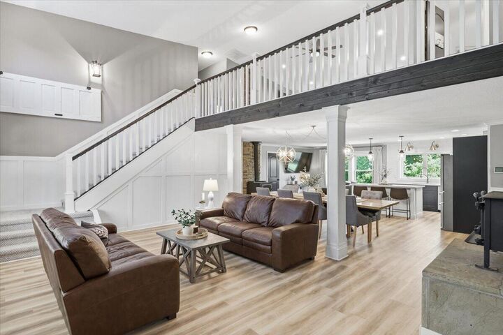 Property Photo:  16032 Pleasant Valley Road  IA 50248 
