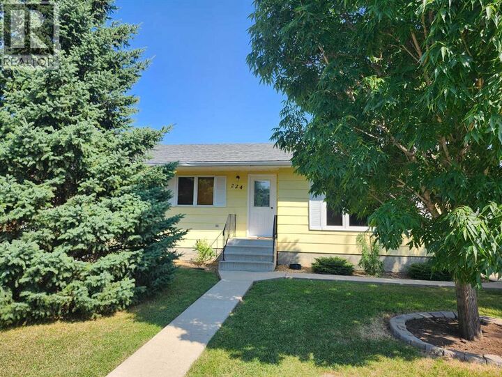 Property Photo:  224 2 Street  AB T0J 0Y0 