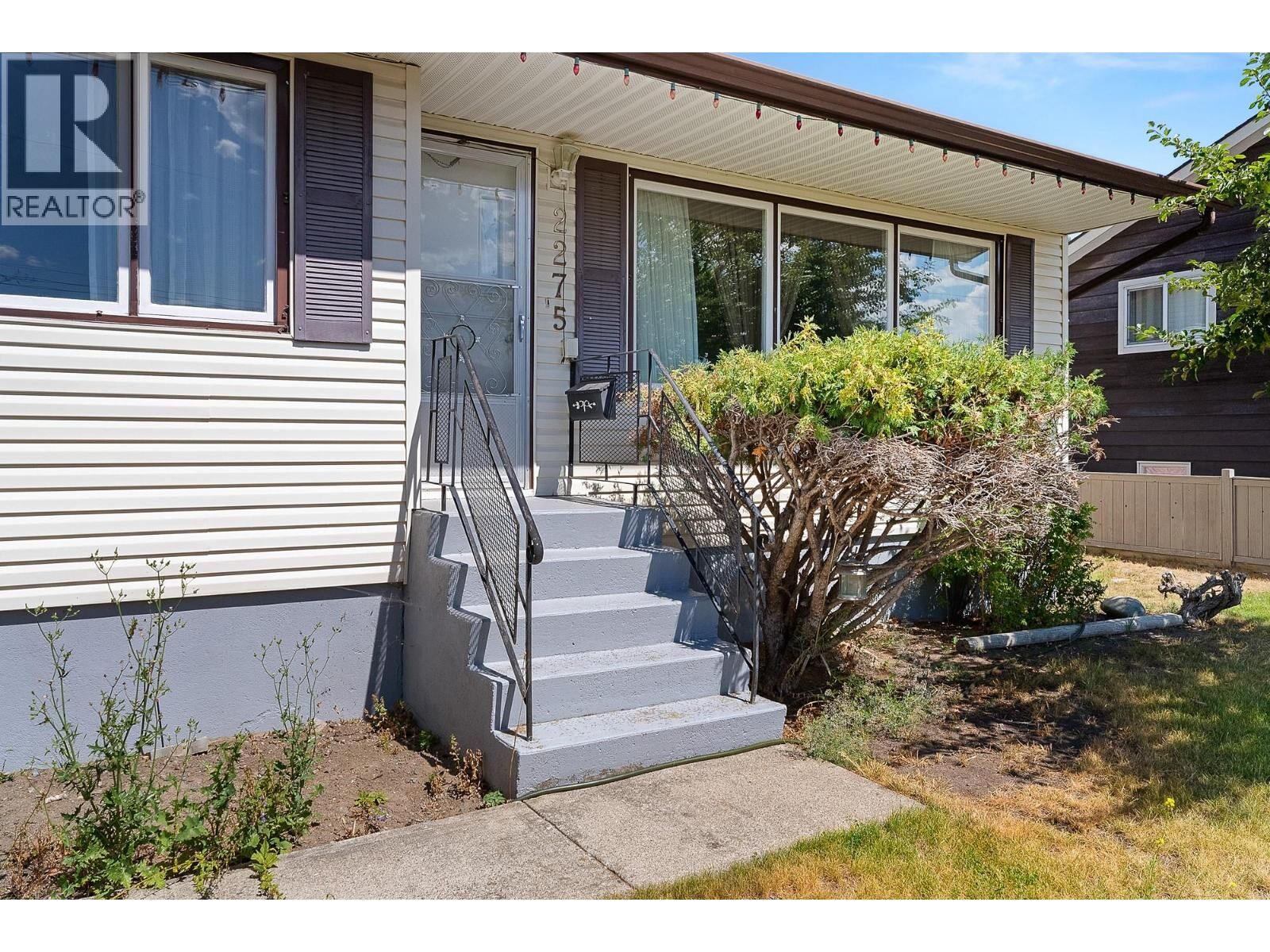 Property Photo:  2275 Castillou Crescent  BC V1K 1H7 