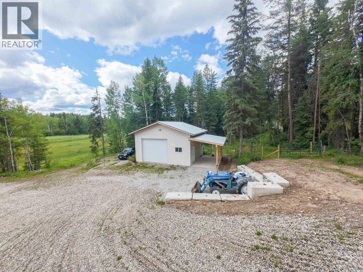 Property Photo: 2281 Blackwater Road BC V2J 7C5