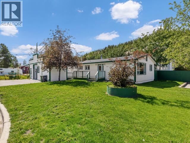 Property Photo: 5078 5th Avenue YT Y1A 1L2