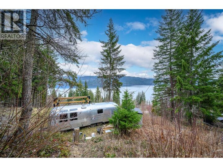 Photo de la propriété: 6474 Deer Run Road BC V0E 1M7