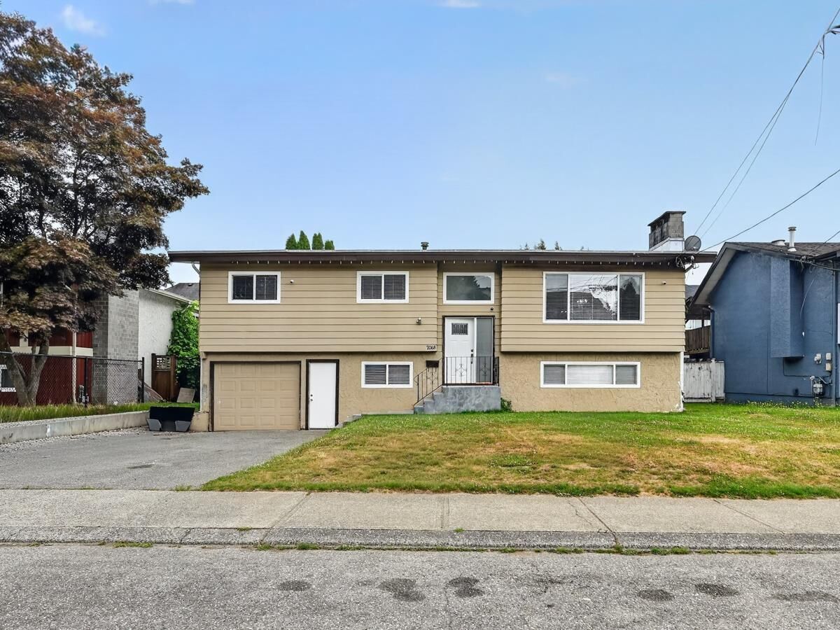 Property Photo: 2068 Ridgeway Street BC V2T 3X7