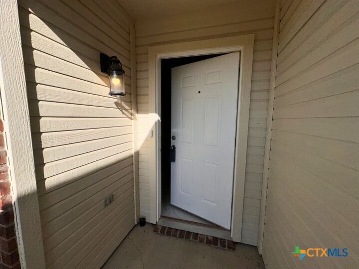 Property Photo:  3909 Bolivar Drive  TX 76549 