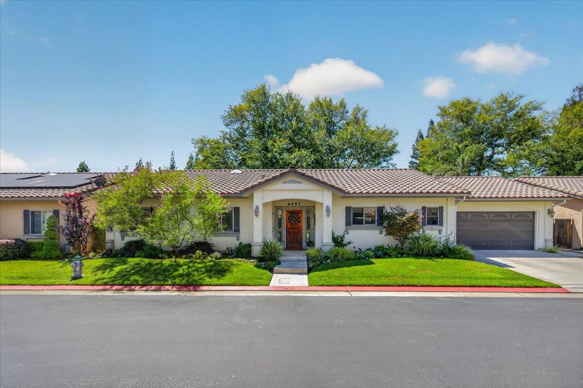Property Photo:  6457 N Warren Avenue  CA 93711 