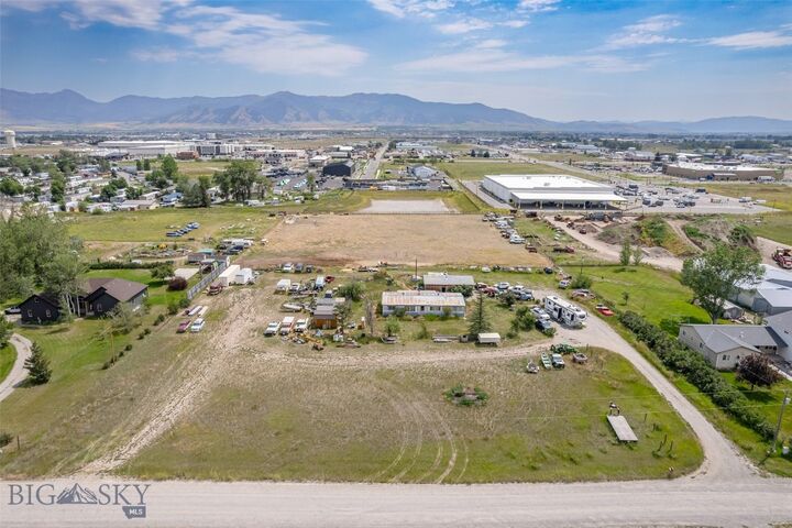 Property Photo:  2250 Oro Lane.  MT 59714 