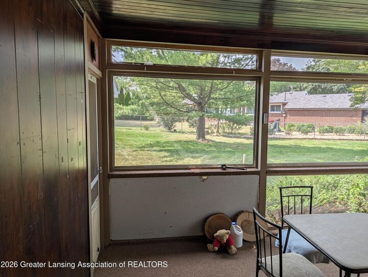 Property Photo:  2112 Cumberland Road  MI 48906 