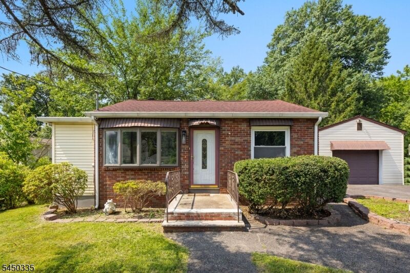 Property Photo: 618 Wood Ave NJ 08902