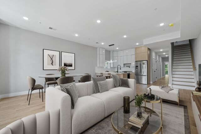 Property Photo:  30 Cambridge Ave 3  NJ 07307 