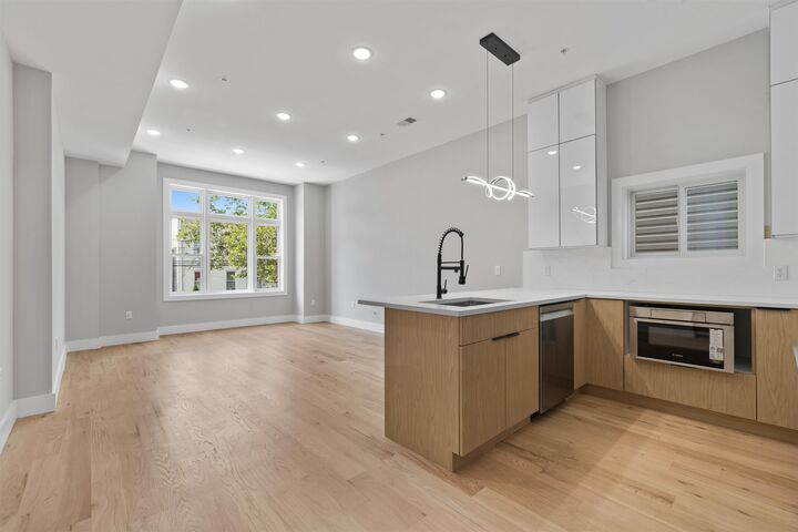 Property Photo: 30 Cambridge Ave 2 NJ 07307