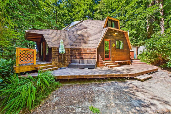 Property Photo:  2670 Fickle Hill Road  CA 95521 
