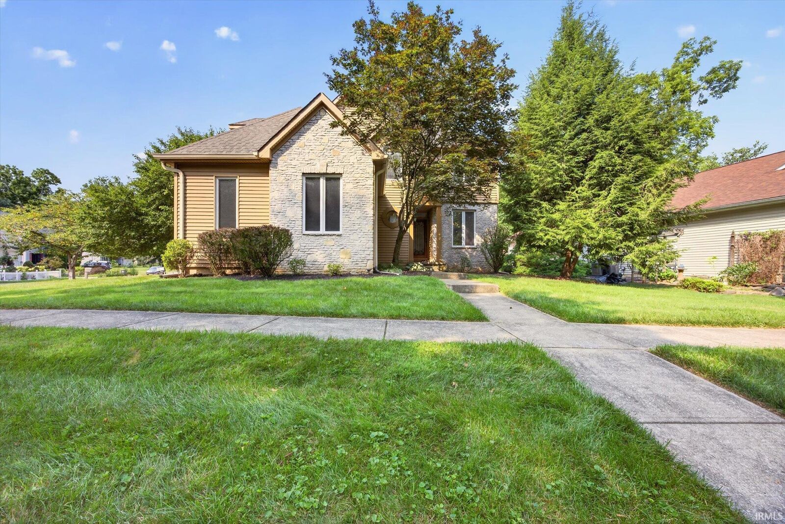Property Photo: 1048 E Chris Lane IN 47401