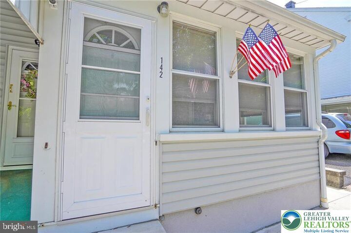 Property Photo: 142 Ridge Street PA 18218