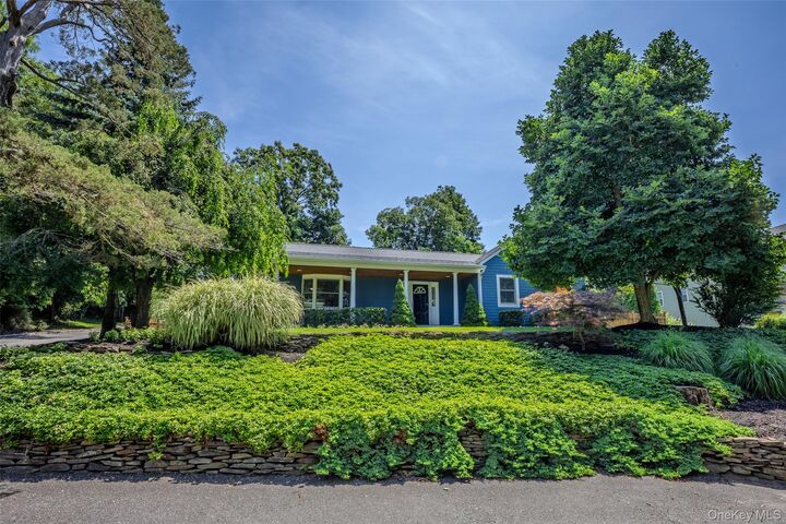 Property Photo: 5 Soundview Drive NY 11778