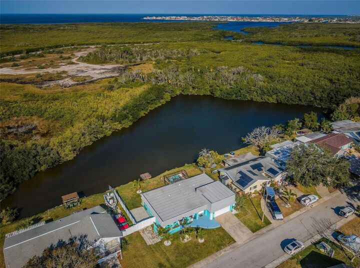 Property Photo:  3627 Grayton Drive  FL 34652 