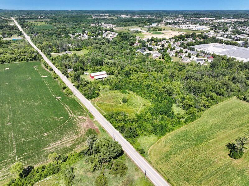 Property Photo: 150 W Rusco Dr WI 53095