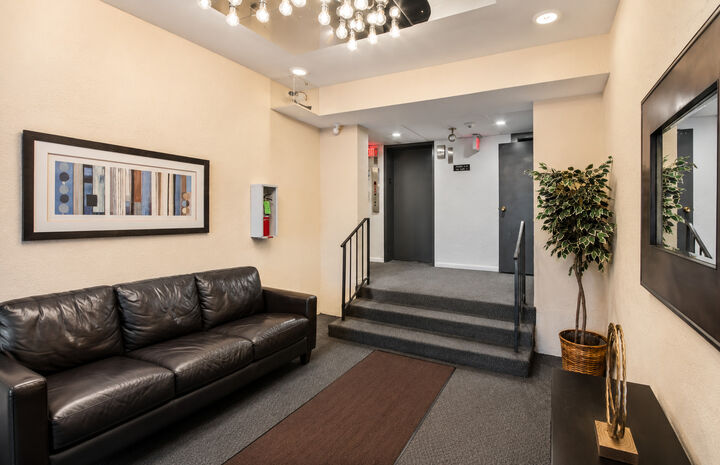 Property Photo: 2005 Valencia Drive 306D IL 60062