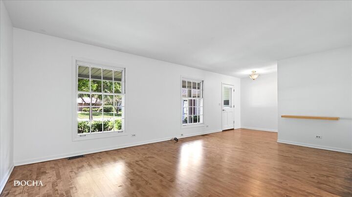 Property Photo:  316 Cottonwood Lane  IL 60540 
