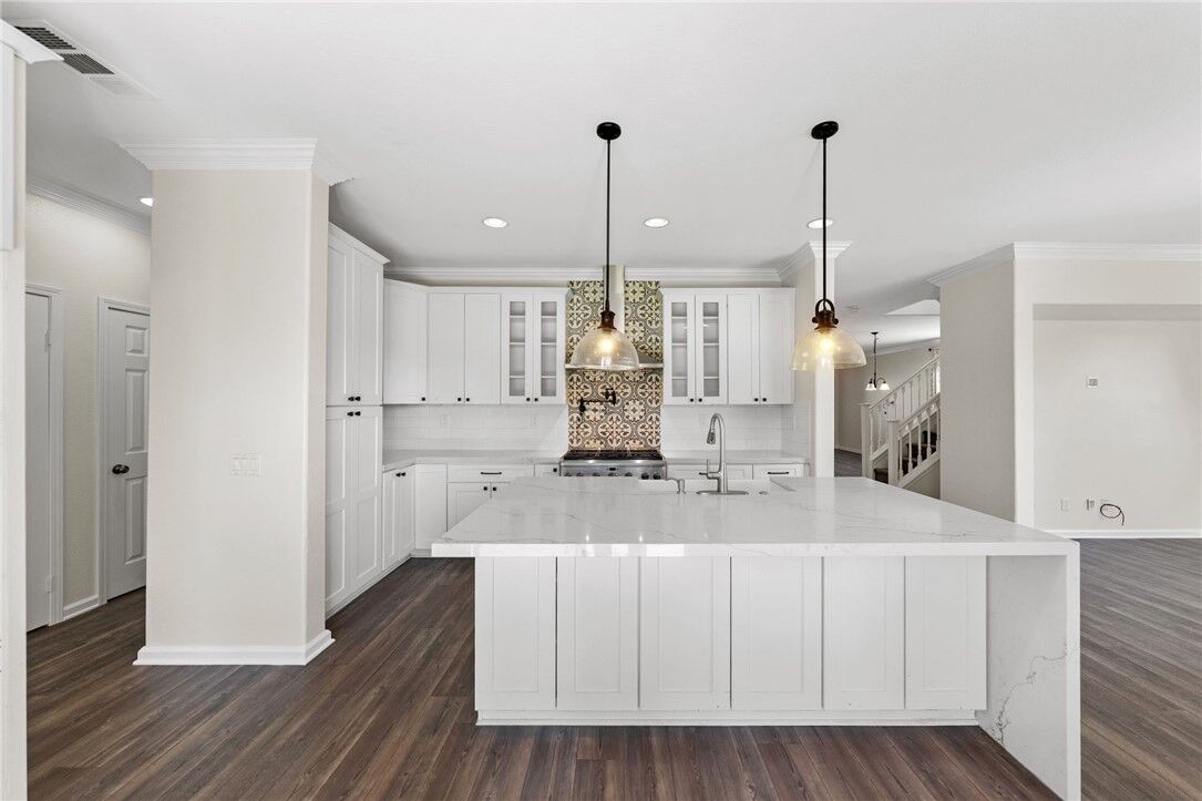 Property Photo: 42577 Drennon Ct CA 92592