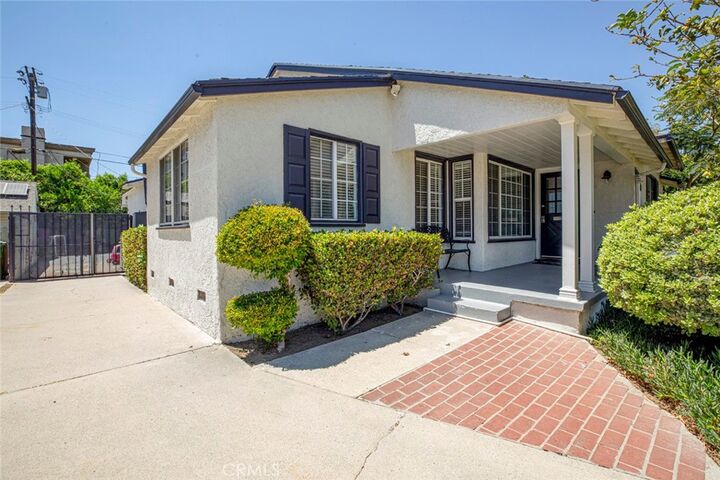 Property Photo:  6331 Murietta Avenue  CA 91401 
