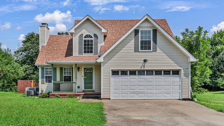 Property Photo: 1960 Whirlaway Cir TN 37042