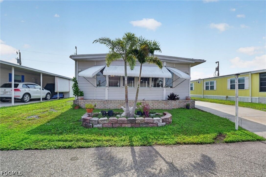 Property Photo: 14716 Nantucket Road 411 FL 33917