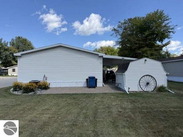 Property Photo:  1650 Goldenrod  MI 48609 