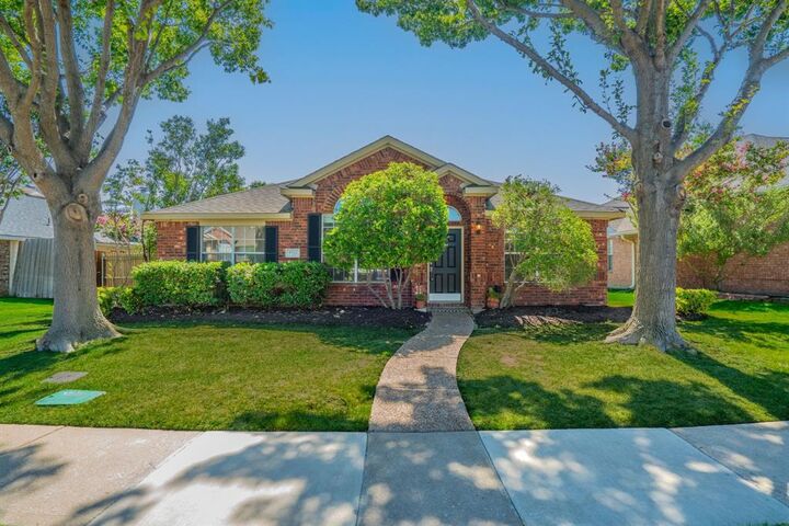 Property Photo: 3721 Gardenia Lane TX 75070