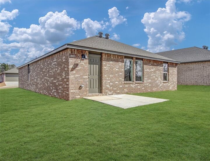 Property Photo:  606 SW Benton Avenue  AR 72736 