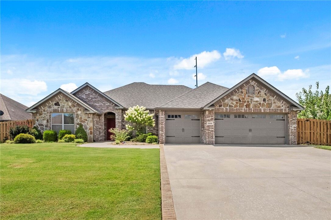 Property Photo:  2508 Calm Ridge Road  AR 72713 