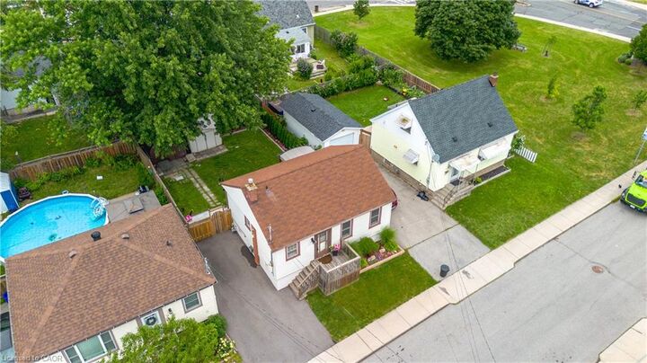 Property Photo: 22 East 11th Street ON L9A 3T2