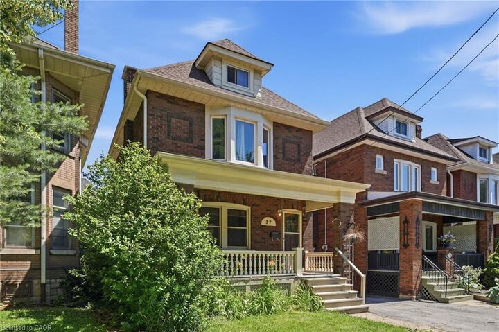 Property Photo:  37 Maplewood Avenue  ON L8M 1W6 
